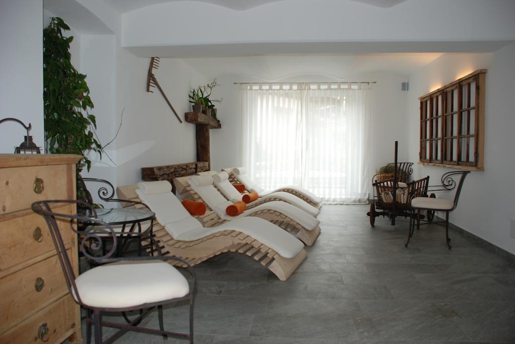Aparthotel Pichler Gossensass Exteriör bild