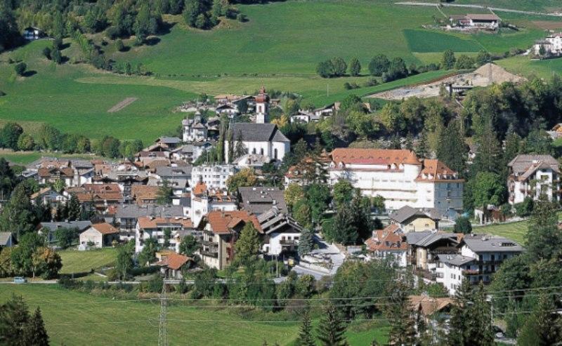 Aparthotel Pichler Gossensass Exteriör bild